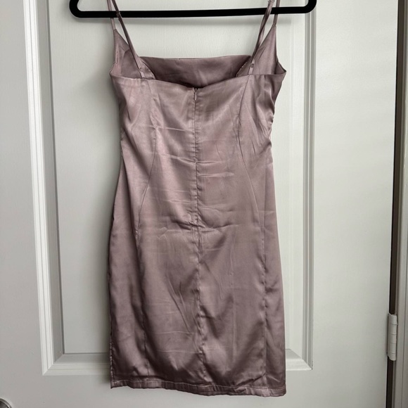 FASHION NOVA DRESS - Picture 3 of 3